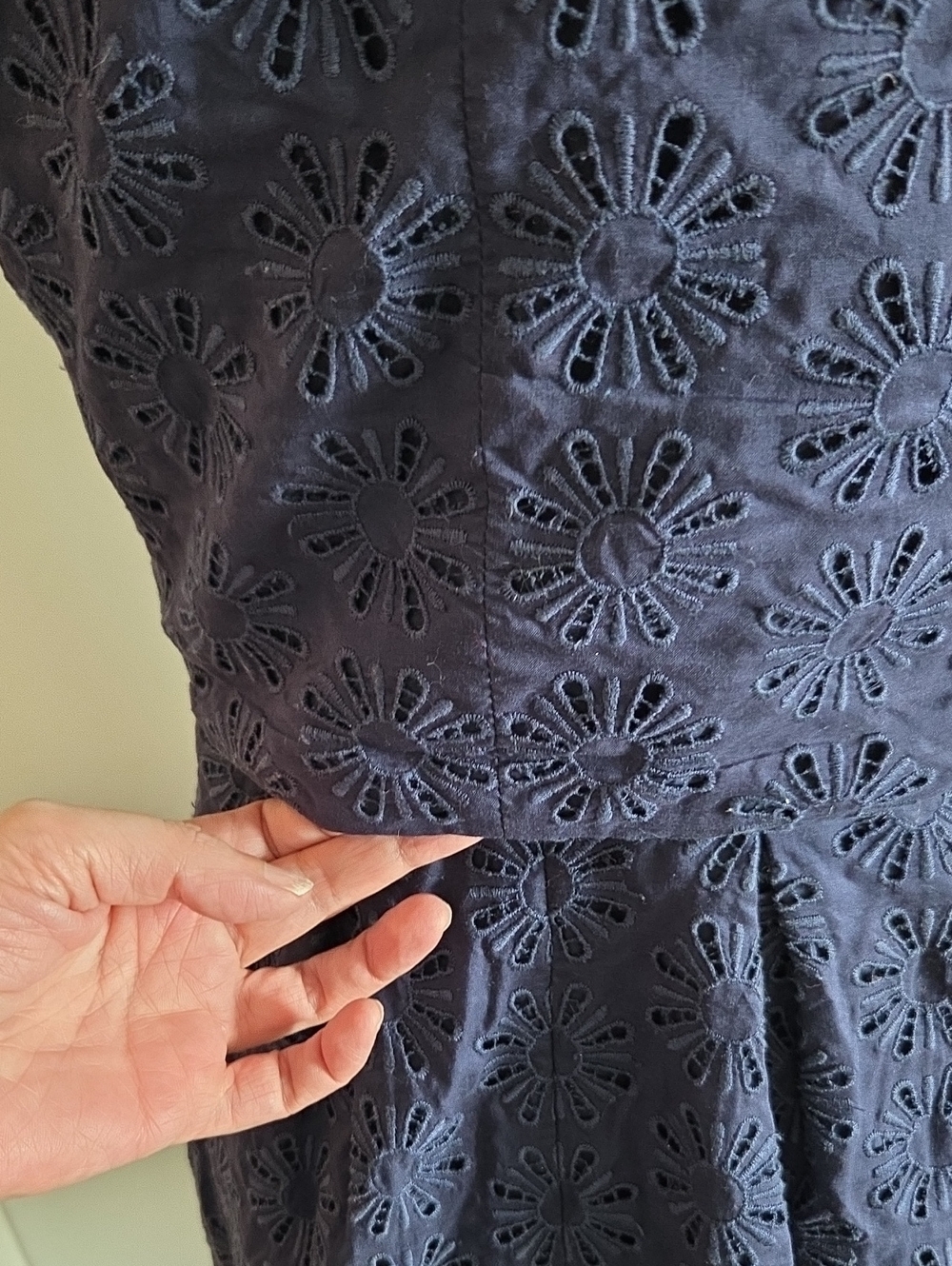 Diane Von Furstenberg cotton eyelet dress Sz 8 - Picture 8 of 14